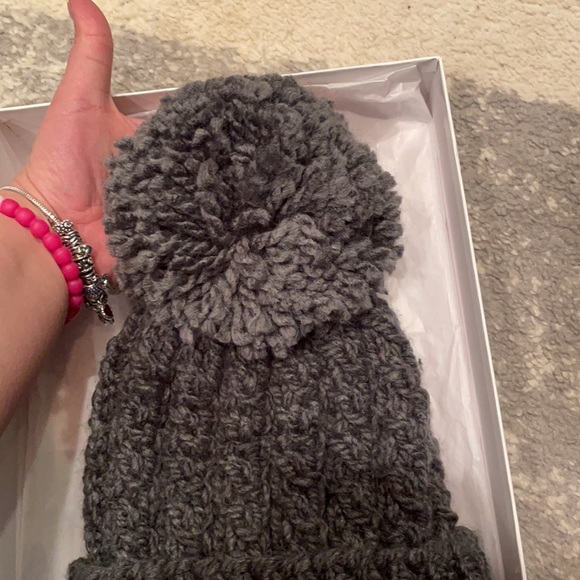 Hand knitted Dark grey winter hat - Picture 6 of 6